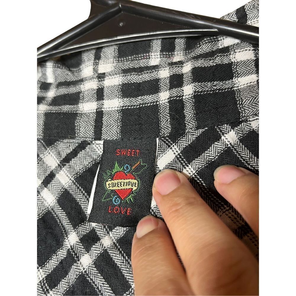 Vintage Y2K Sweet Love Hot Topic Plaid Button‎ Down Shirt Size Small - Picture 8 of 11